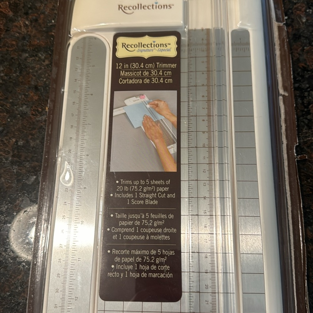 Recollections Trimmer Paper Slicer/Cutter - Picture 2 of 7
